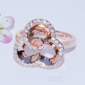 térhatású virág rose gold
