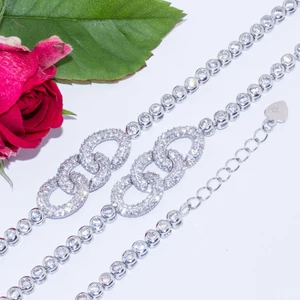 karikák köves karkötő