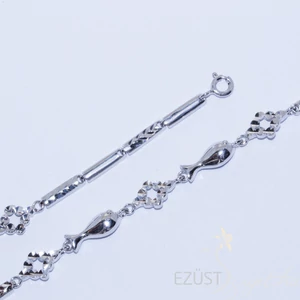 Mesés Halacska Karkötő