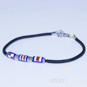 selyemzsinórós ezüst karkötő