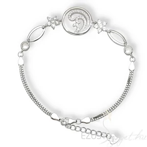 Fodros Hullámok Fénylő Karlánc