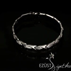 Oriana Olasz Tervezésű Karlánc