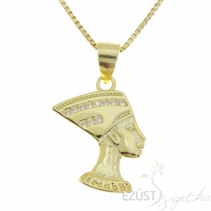 aranyozott nefertiti medál