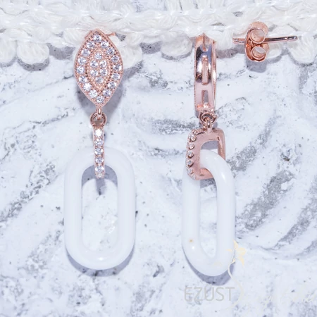Elegáns Rose Gold Fülbevaló Fehér Porcelánnal