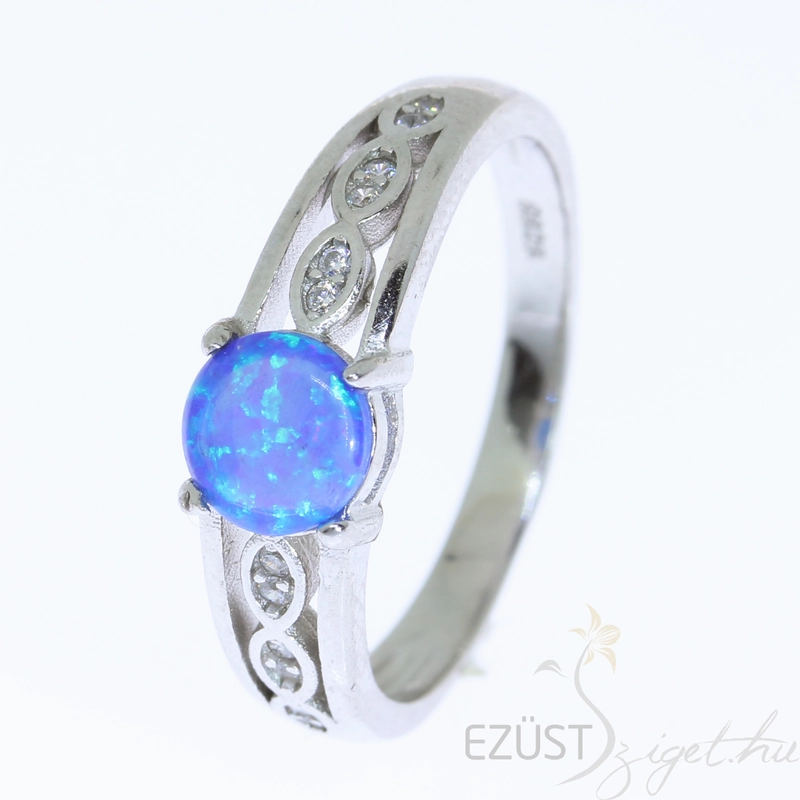 kék opálköves gyűrű