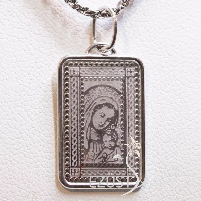 Szűz Mária Kisjézussal Négyszögletes Medál